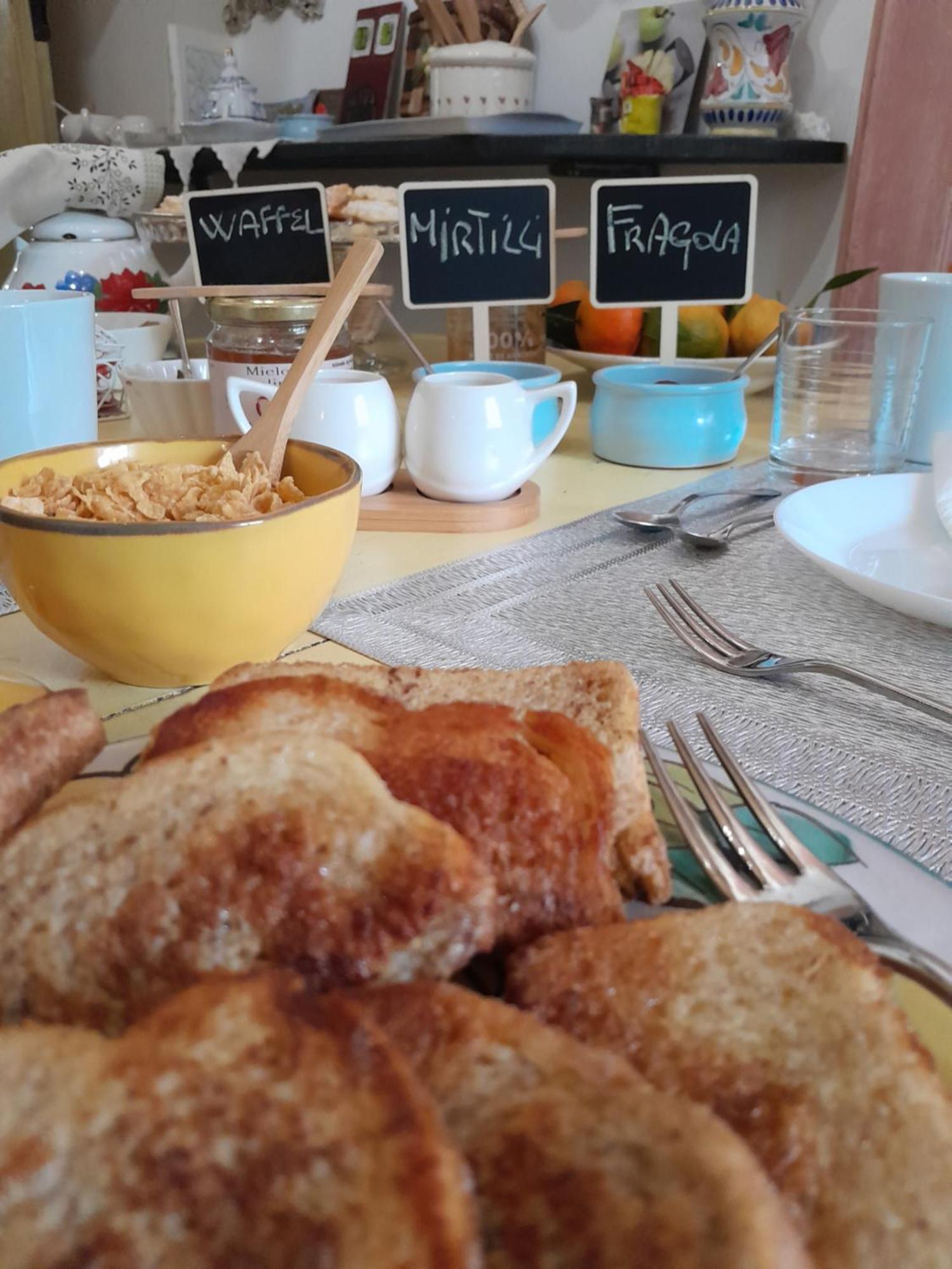 Bed and Breakfast La Stella Civita Exterior foto