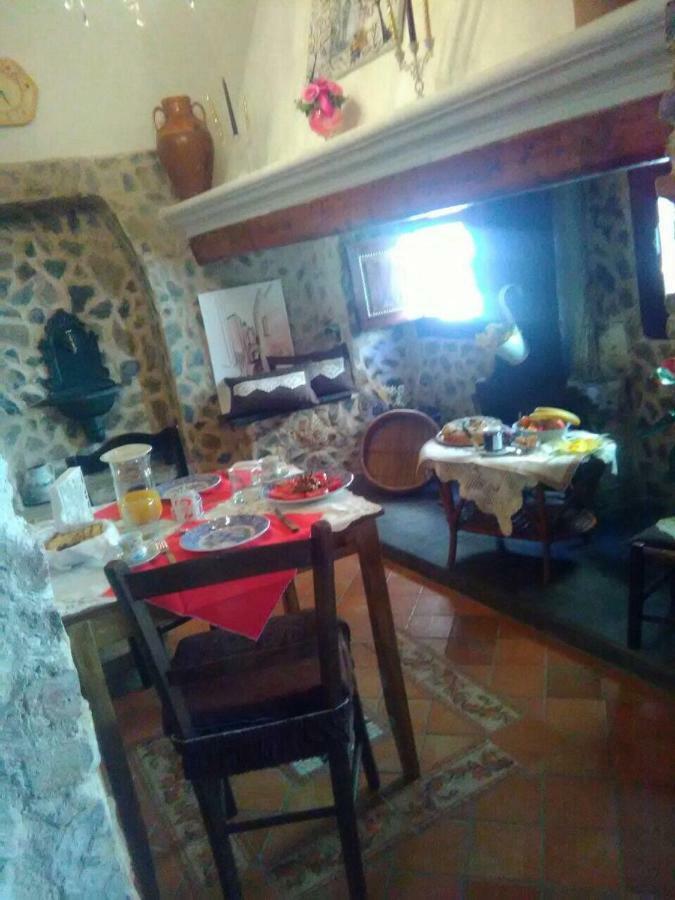 Bed and Breakfast La Stella Civita Exterior foto